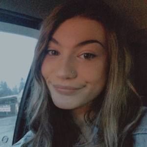 Meet your Posher, Lily